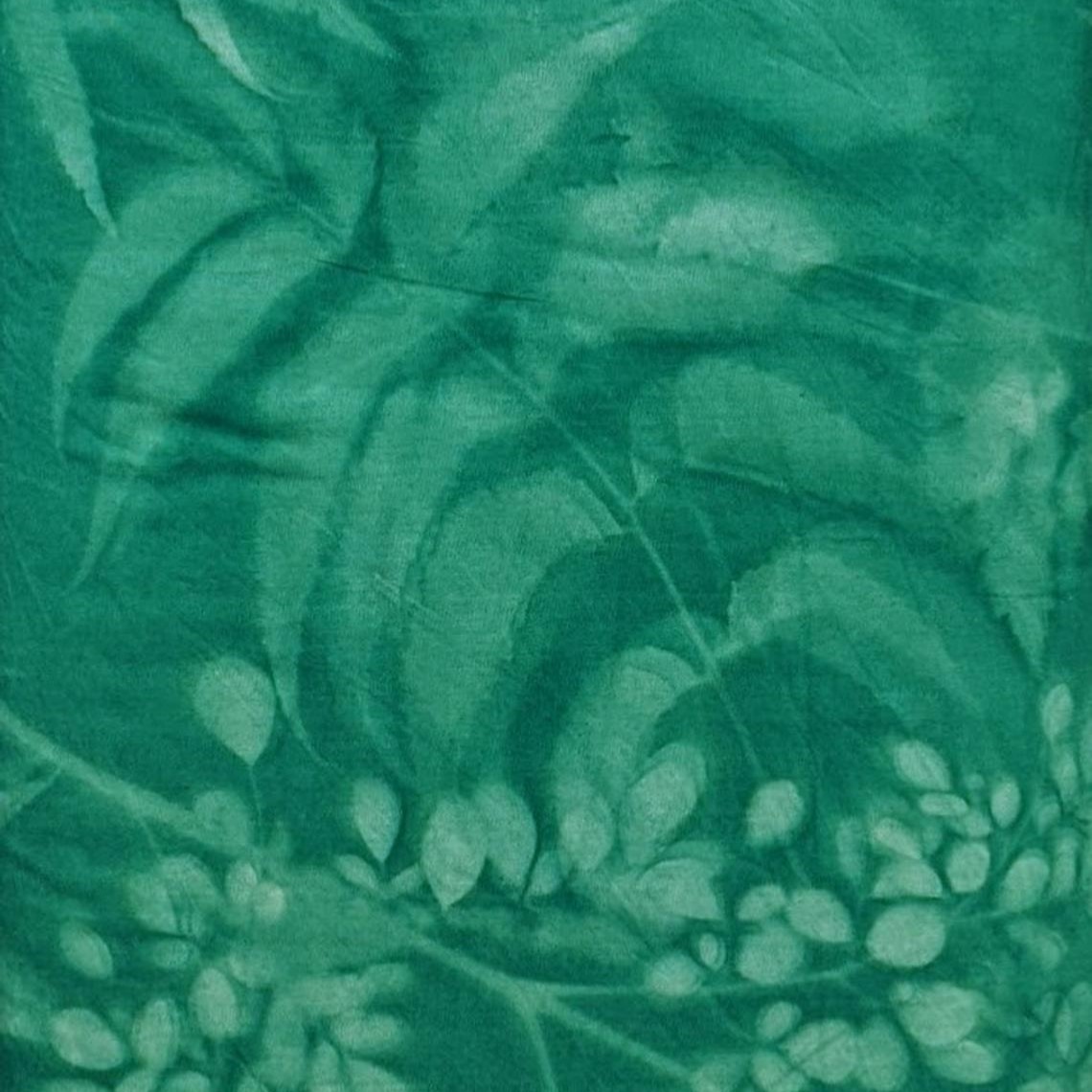 Batik Textiles – 0608 – Jade Green Bali SunPrints – Specialty Fabric  Blender – CREEKSIDE QUILTS